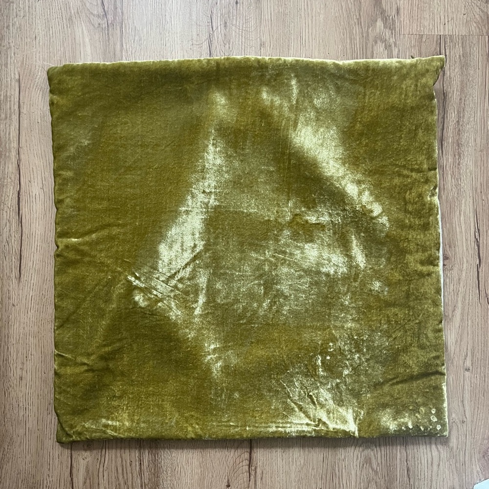 WEST ELM PILLOW COVER 20x20